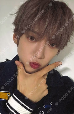 ONE QUESTION Release Event KAMDEN photocard image