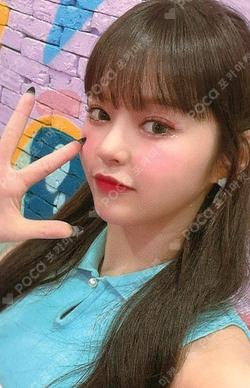 FOREVER 1ST OFFICIAL FAN CLUB KIT E:U photocard image