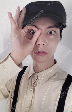 NCT ZONE COUPON CARD GENTLE MAN ver. JOHNNY photocard image
