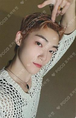 a;effect YIZHIYU KEVIN photocard image