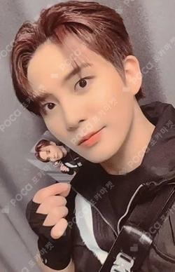 THE WORLD EP.FIN : WILL Target Exclusive JONGHO photocard image