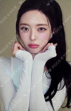 Ice Cream POCAALBUM B Ver. YUNA photocard image