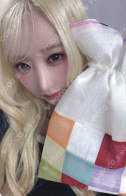 &Our Vibe JUMP UP MEI photocard image