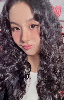 TWICE [THIS IS FOR] WORLD TOUR IN JAPAN POPUP STORE REWARD