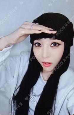 REV Over The Rainbow Moon Byul photocard image