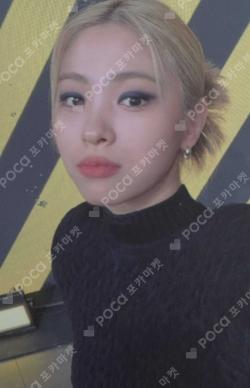 ITZY RYUJIN photocard image
