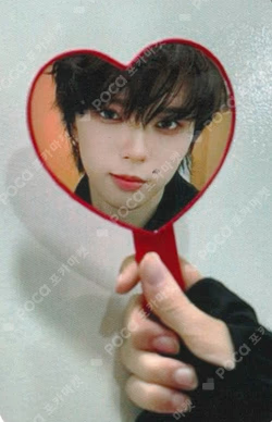 LOUD & PROUD SOUND WAVE BRIAN photocard image