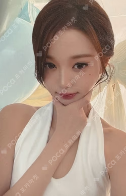 Dr. Althea WONYOUNG photocard image