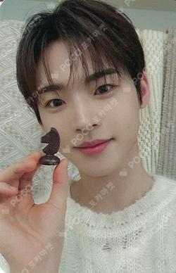 The Archive: Eight Summers PHOTO PACKAGE HYOJIN photocard image