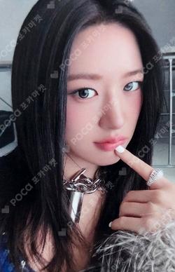 REVIVE+ Sony Music YUJIN photocard image