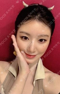 We are APPLEMUSIC SHUHUA photocard image