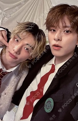 Stray Kids 6TH FANMEETING ‘STAY in Our Little House’ BOMBER JACKET Unit photocard image