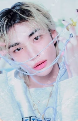 Stray Kids 6TH FANMEETING ‘STAY in Our Little House’ BOX TAPE SET HYUNJIN photocard image