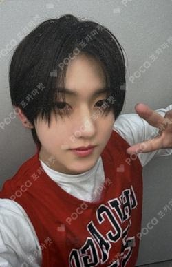 My First Flip APPLEMUSIC Kyehoon photocard image