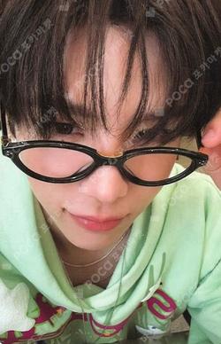 2026 SEASON'S GREETINGS MINI PHOTO BOOK SET SHOTARO photocard image