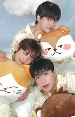 ONF x ONKKOMIZ POP-UP STORE ONKKOMIZ DREAM HOUSE RANDOM TRADING CARD