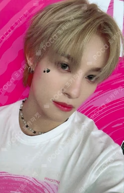 FREQUENCY POPMERCH YANGYANG photocard image