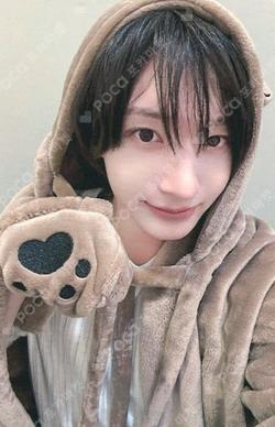 Kick Out, Flip Now! YIZHIYU Donghwa photocard image