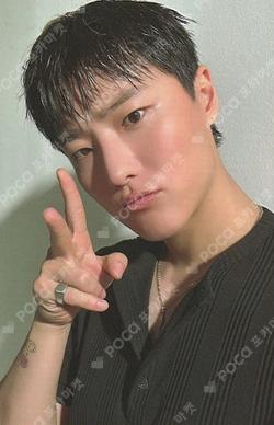2026 SEASON'S GREETINGS WOODZ photocard image