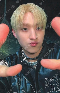 UNIQUE WHOSFAN LUCKY DRAW KEEHO photocard image