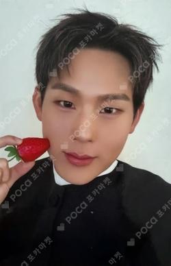 Unfold Target Exclusive JOOHONEY photocard image