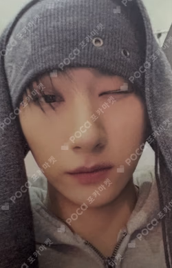 Unfold Alive Ver. I.M photocard image