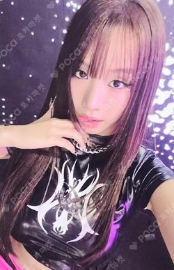 Who is she Who Ver. NATTY photocard image