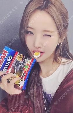 Who is she Who Ver. CU BELLE photocard image