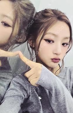 Who is she Who Ver. HANEUL photocard image