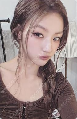 Who is she Awe Ver. HANEUL photocard image
