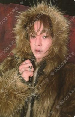 TOUGH LOVE TOWEL BOOK Ver. ONEW photocard image