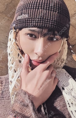DEFINITION WE Ver. MACKIAH photocard image