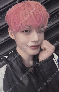 2026 ZEROBASEONE WORLD TOUR [HERE&NOW] ENCORE IN SEOUL ROSE QUARTER ZIP-UP KIM JIWOONG photocard image