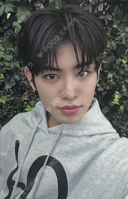 My First Kick BROADCAST Minje photocard image