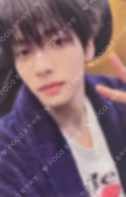 7TH YEAR: A Moment of Stillness in the Thorns WEVERSE LUCKY DRAW SOOBIN photocard image