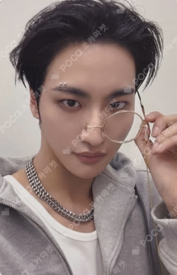 GOLDEN HOUR : Part.4 MAKESTAR SEONGHWA photocard image