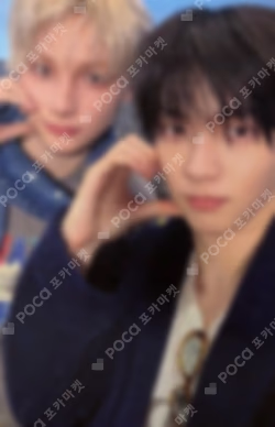 7TH YEAR: A Moment of Stillness in the Thorns