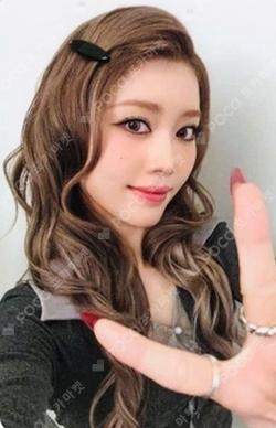 CRACK CODE MAKESTAR XIAOTING photocard image