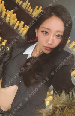 Who is she Seek Ver. JULIE photocard image