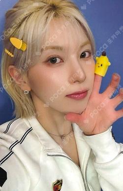 Fe3O4: FORWARD MAKESTAR BAE photocard image