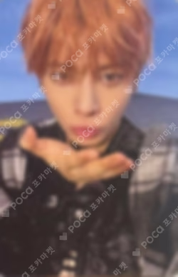 7TH YEAR: A Moment of Stillness in the Thorns Photocard Case Ver. HUNGER Ver. TAEHYUN photocard image