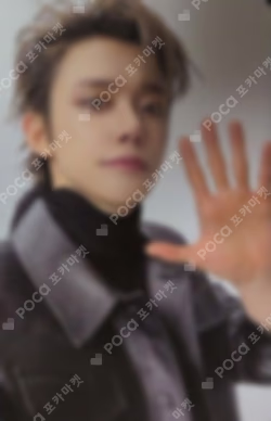 7TH YEAR: A Moment of Stillness in the Thorns Photocard Case Ver. THORN Ver.
