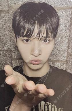 fromm X AMPERS&ONE MACKIAH photocard image
