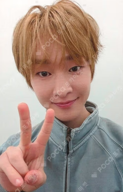 TOUGH LOVE KTOWN4U ONEW photocard image