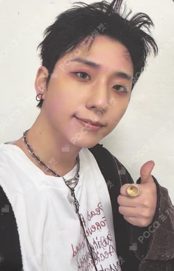 DEAD AND Photobook ver. Boy in Chic ver.