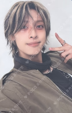 DEAD AND Photobook ver. Boy in Chic ver.