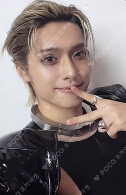 DEAD AND Photobook ver. HERO ver.
