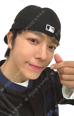 2026 SEASON'S GREETINGS RANDOM TRADING CARD SET B ver. DONGHAE photocard image