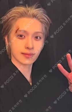 DEAD AND APPLEMUSIC Gaon photocard image