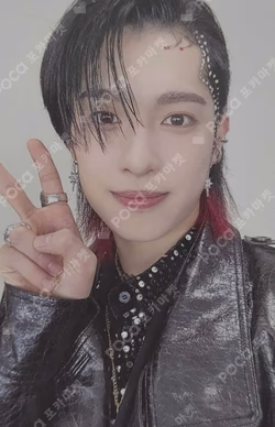Xdinary Heroes Stage ♭ OVERTURE Gaon photocard image